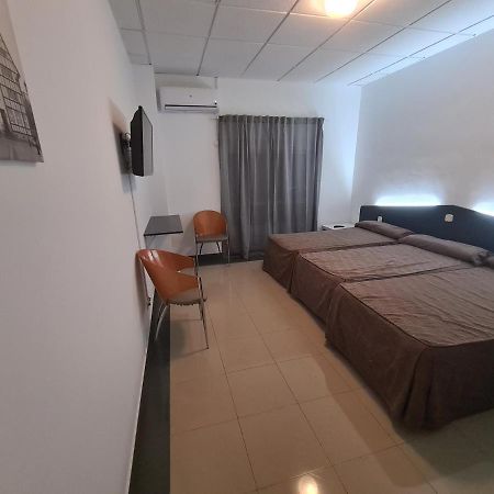 Hotel Lisboa Castrillo de la Guareña Екстериор снимка