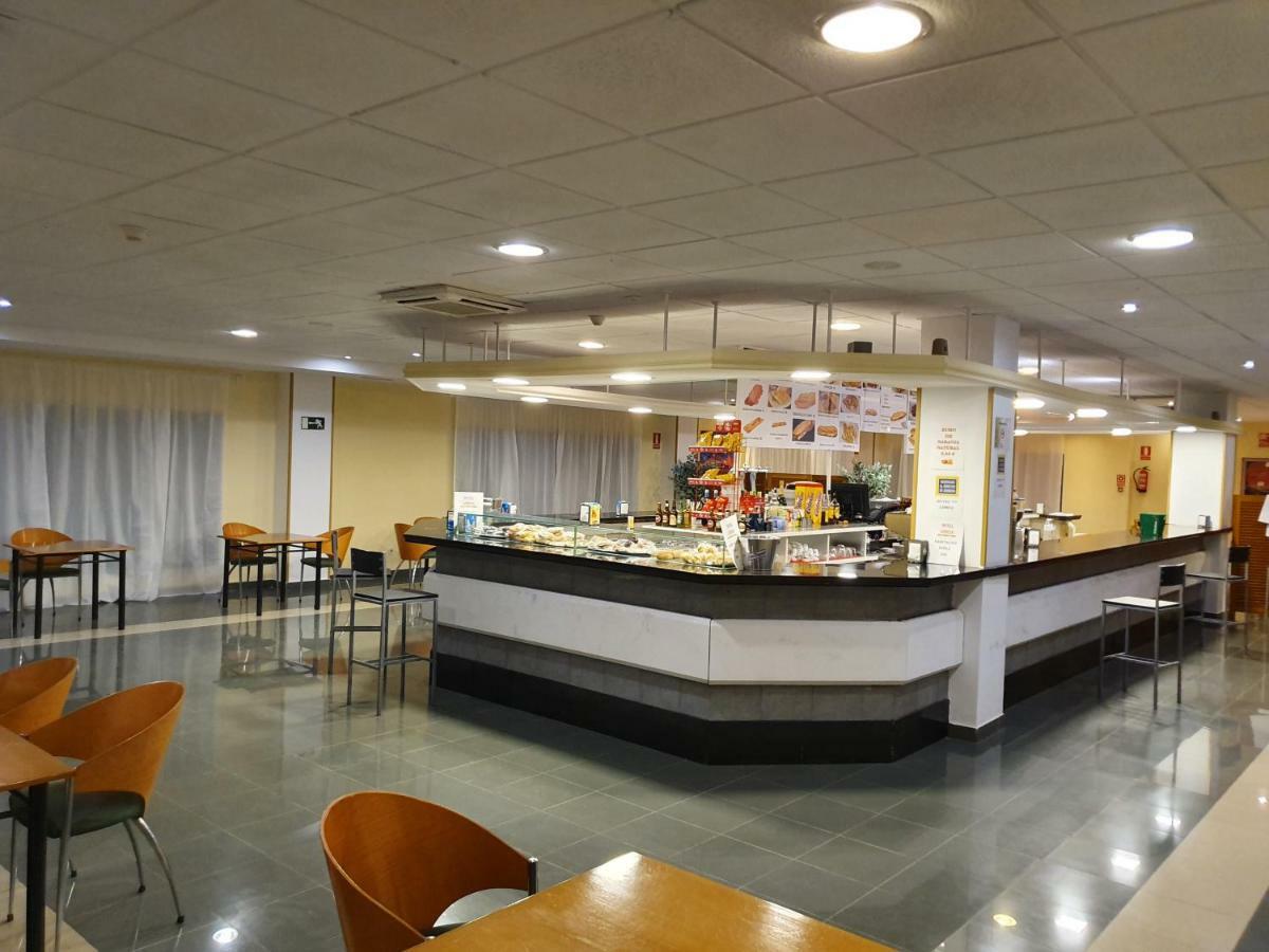 Hotel Lisboa Castrillo de la Guareña Екстериор снимка